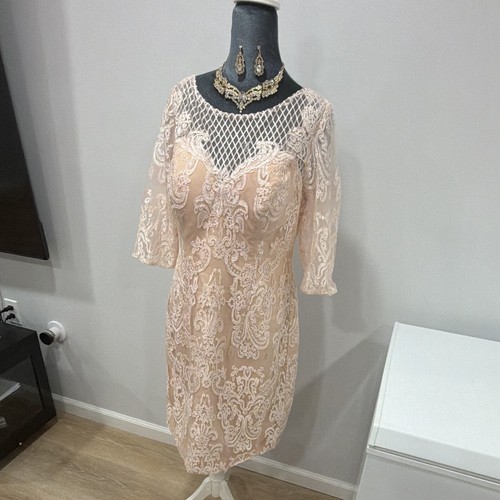 Women’s Beige Lace Sheath Dress 14 Regular Knee Length 3/4 Sleeve Round Neck