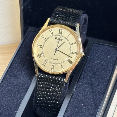 NOS Neo Vintage Pulsar Y541-8009 Men s Quartz Watch Roman 1980s Gold Tone