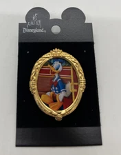 Disney Donald Duck Oval Portrait Character of the Month LE Pin