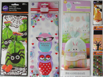 Wilton Halloween Easter Valentine Occasion 20 Party Treat Bags New U pick