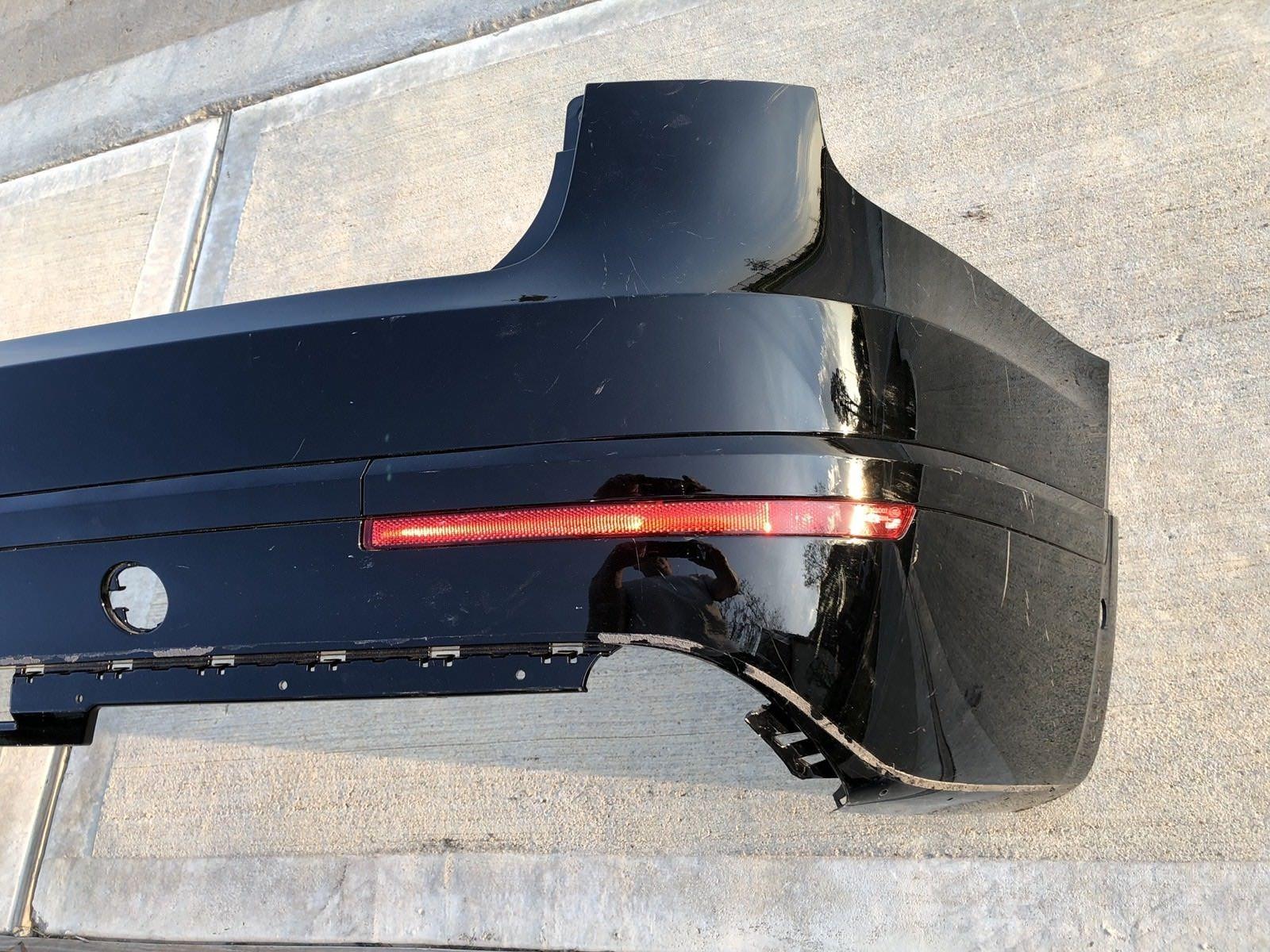 Bentley Bentayga Rear Bumper 2017 2018 - Very Nice - Tail Lights Available 