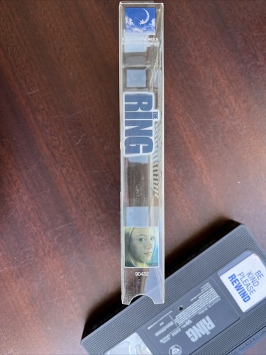 The Ring Horror Scary Movie DreamWorks 2003 VHS clear plastic sleeve VG cond. - Picture 9 of 10