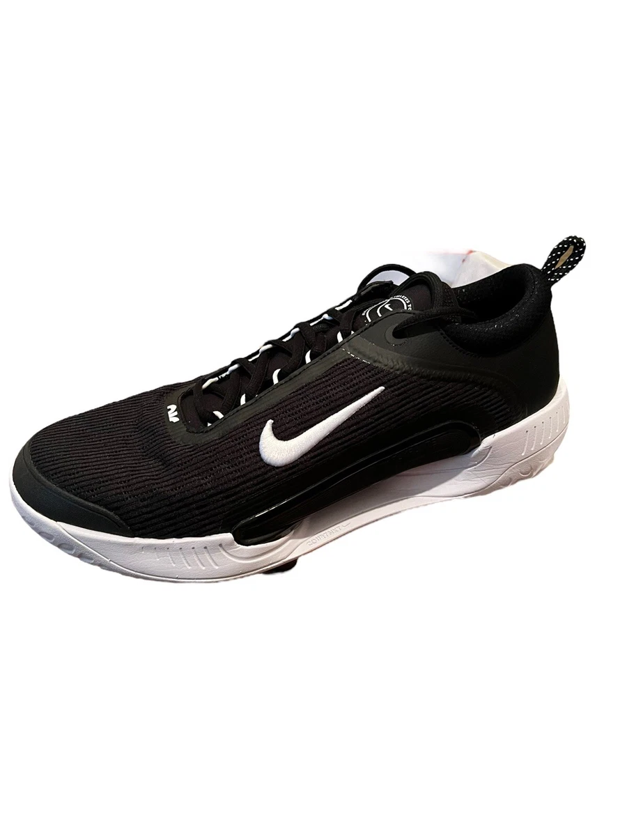 Mens black hotsell nike tennis shoes