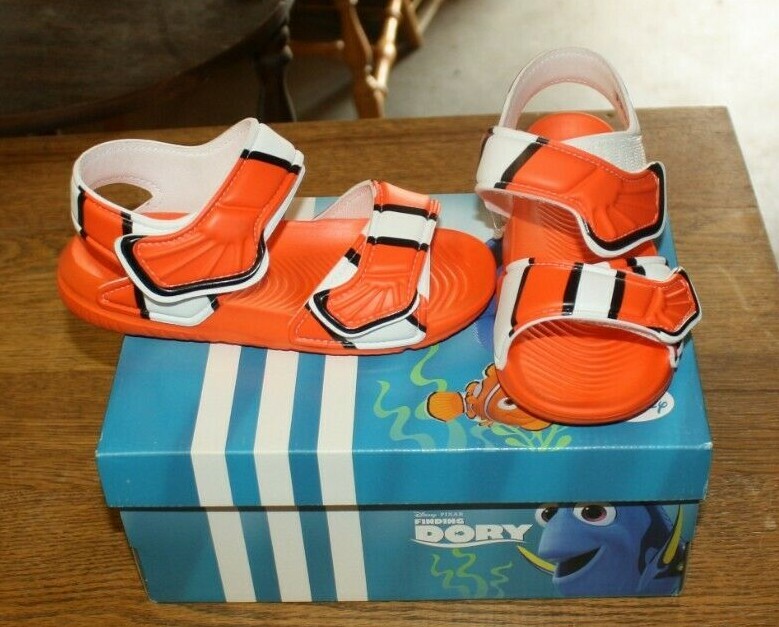 NIB ADIDAS DISNEY AKWAH SANDALS SIZE INFANT ORANGE/WHITE FREE