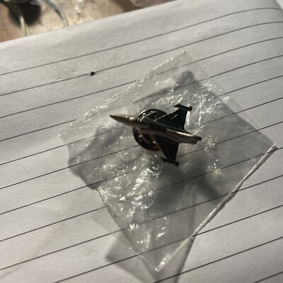 Saab JAS 39 Gripen Kampfjet Pin Anstecker Flugzeug Krawattennadel