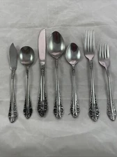 VTG Hanford Forge Coeur D'Alene 18 Pieces Stainless Floral w Black Accent Korea