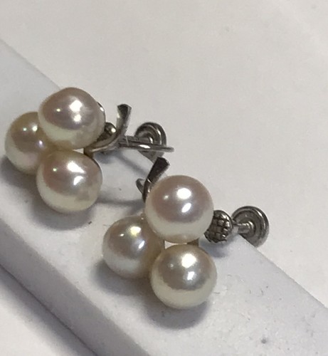 Triple 7mm Pearl Earrings 14k White Gold Excellent Condition - Picture 4 of 8