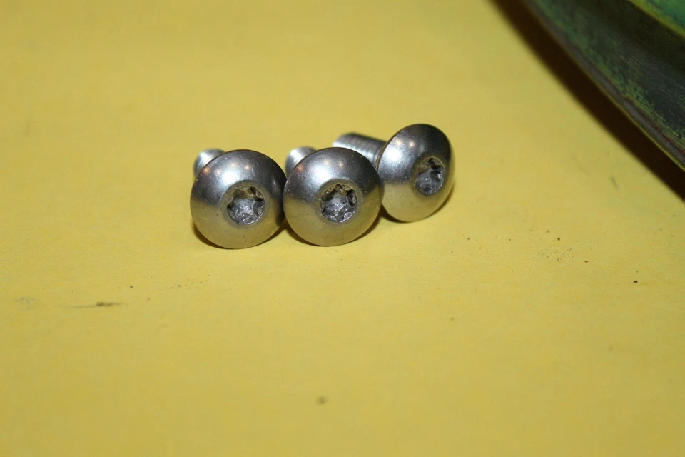 Caja de aire Buell Lightning Xb12s 2004 filtro de admisión de aire base inferior Vinp0700.02a8 Foto 2 de 4