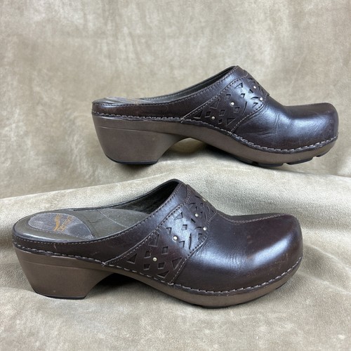 Dansko Womens 40/ US Sz 9 Shyanne Brown Leather Studded Mule Clogs Shoes - Picture 2 of 17