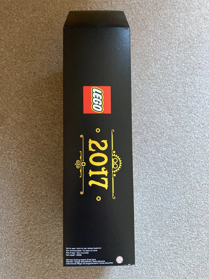 LEGO 4002017 Nutcracker - Very Rare, Exclusive Staff Gift from 2017 - Image 4 of 4