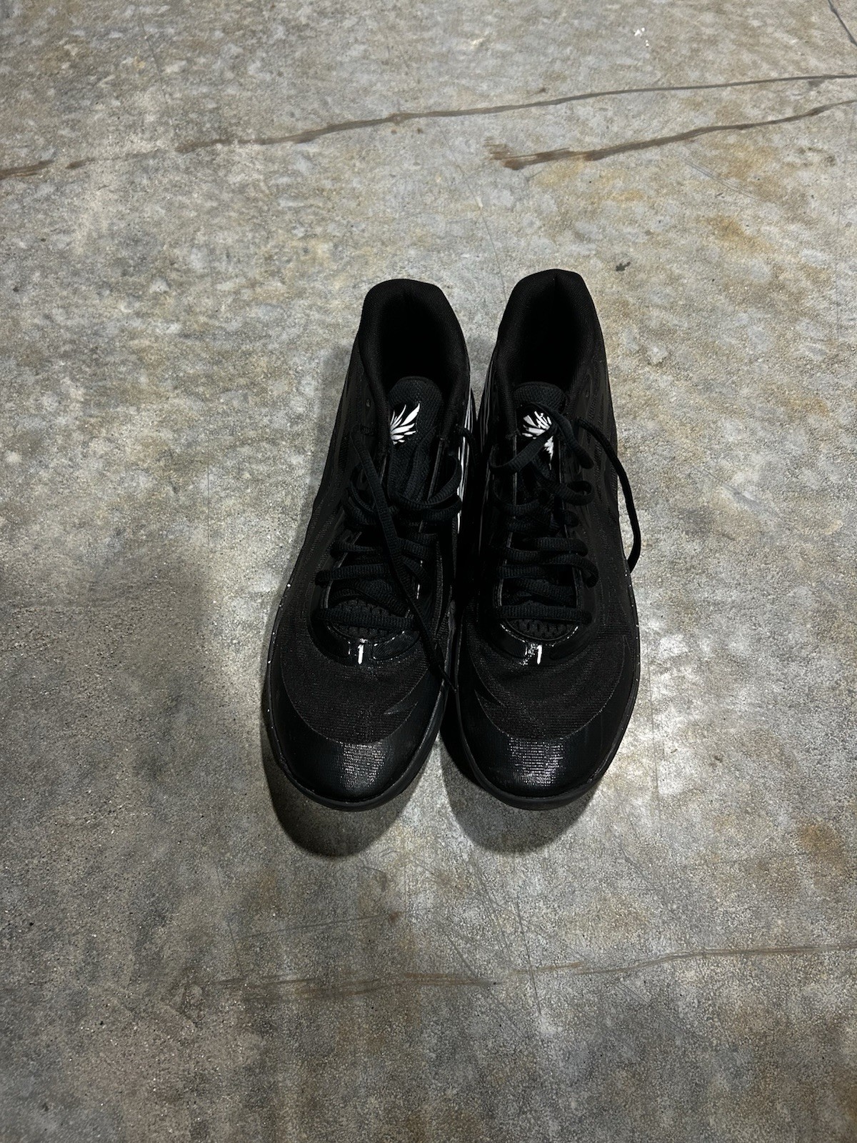 Puma MB02 Mens Basketball Shoes in Oreo Black White