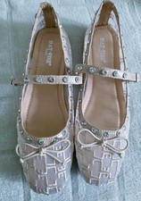 BRAND NEW IN BOX DAY-VINE APRICOT STUDDED MARY JANES MESH BALLET PUMPS SIZE UK 4