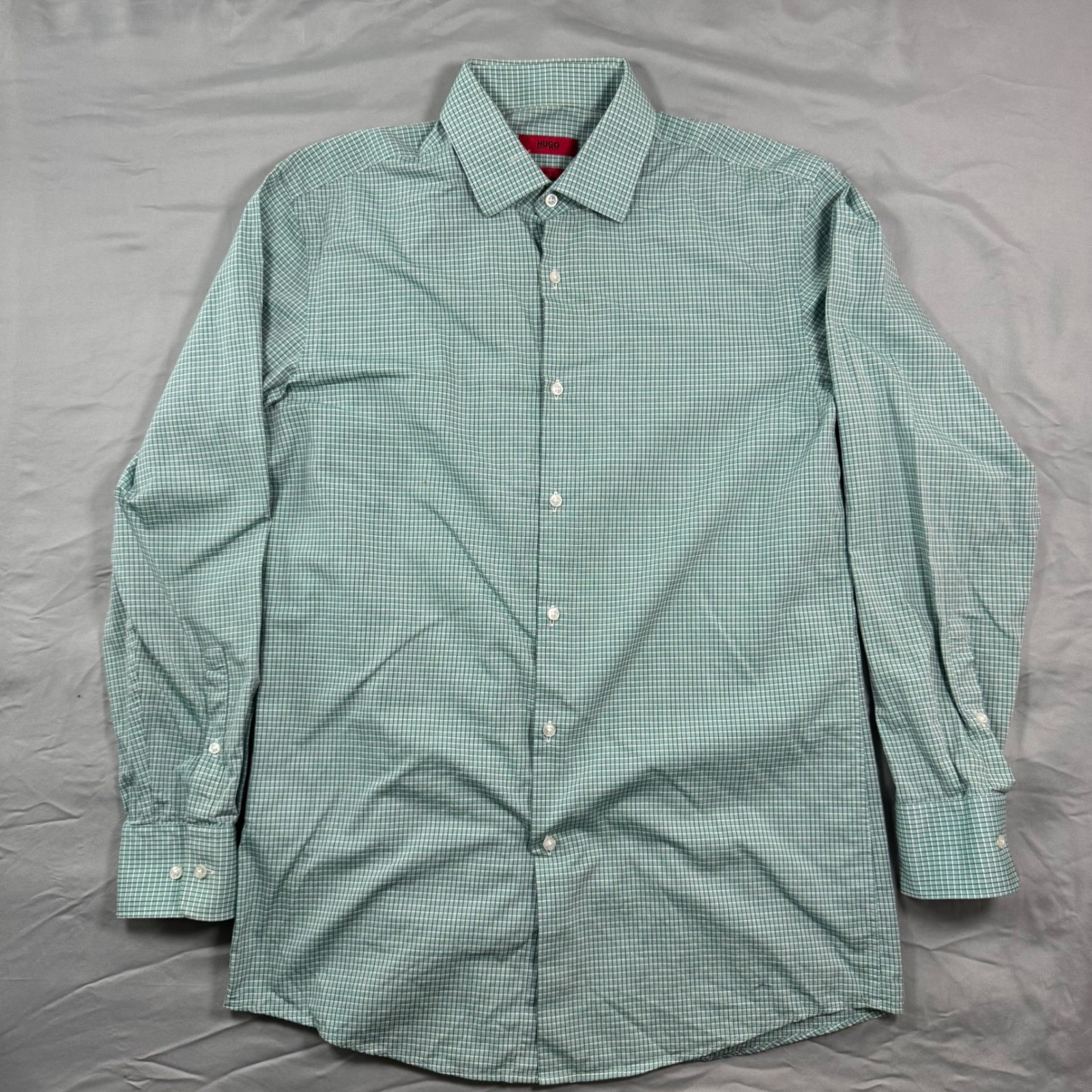 HUGO BOSS Sharp Fit Dress Shirt Green Gingham Button Up Men's 15.5 32/33 Checker