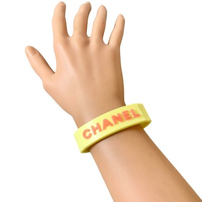 CHANEL Armband Kautschuk Gürtel Silber Gelb Alphabet Logo Rosa Armreif Access...