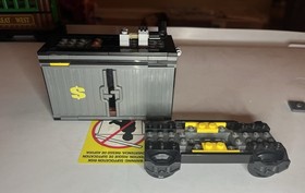 LEGO 7597 TOY STORY WESTERN TRAIN CHASE: MISSING SOME PIECES, ONLY 1 CHARACTER