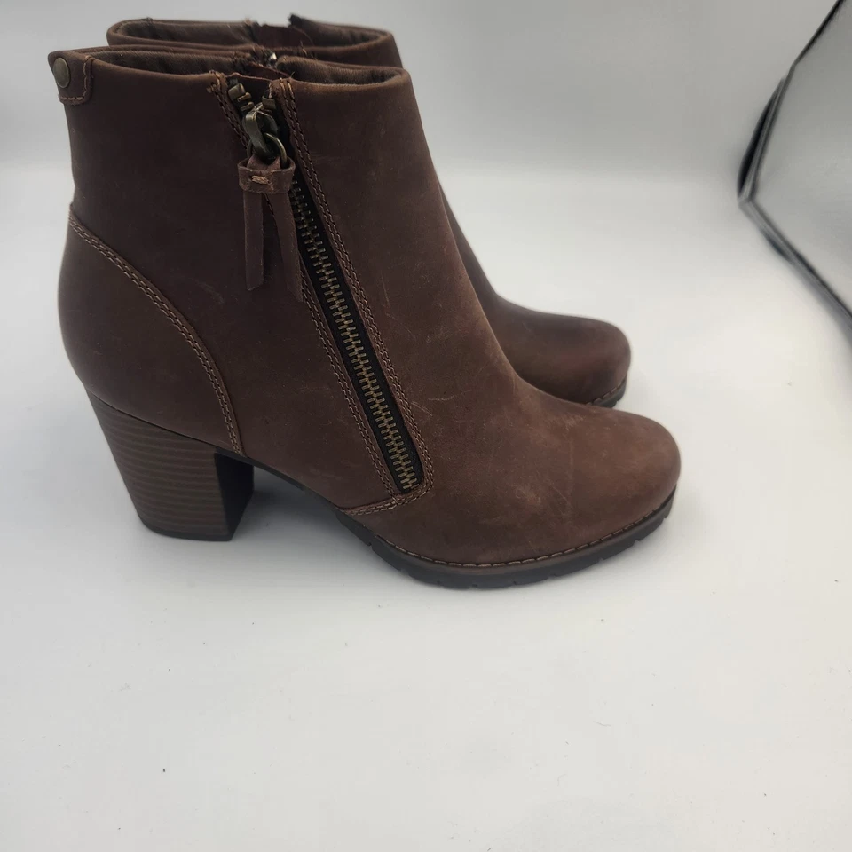 Indigo By Clarks Mission Alfa Brown Oily Ladies Ankle Boots Size 6.5 - Image 3 of 4