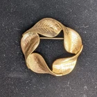 Vintage Miriam Haskell Gold Tone Leaf Wreath Brooch Signed Designer Jewelry