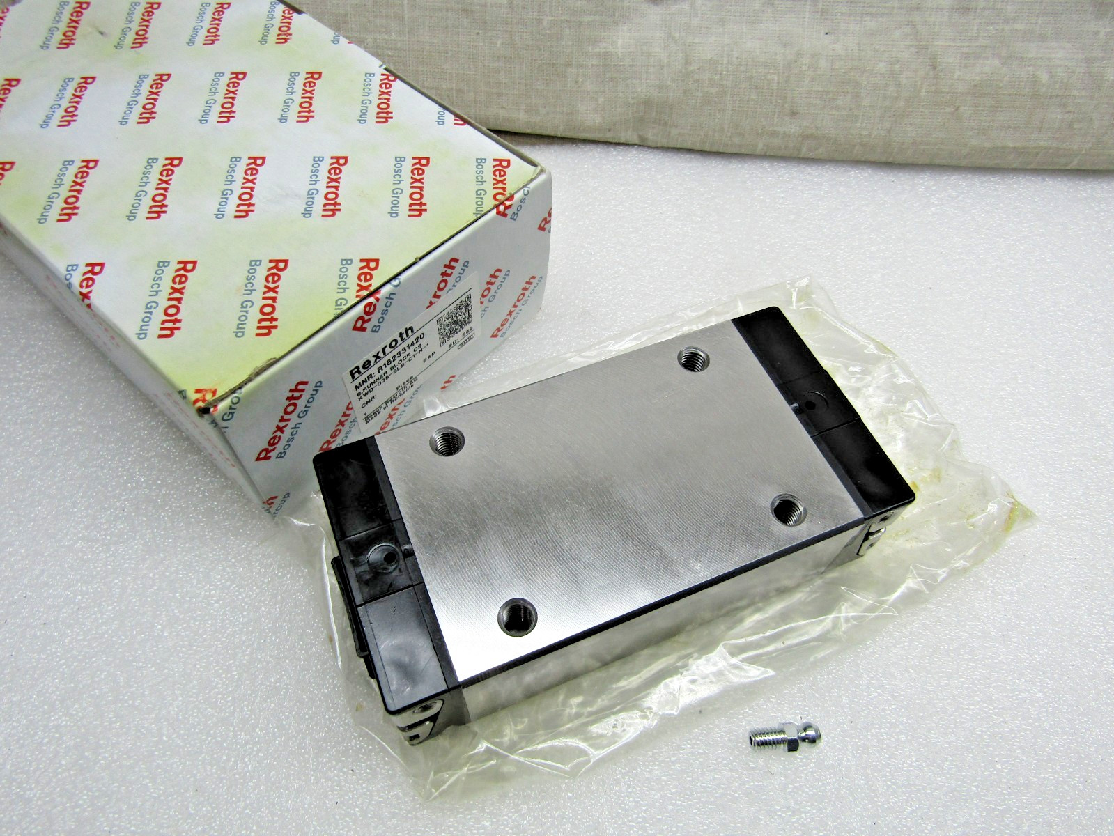 Rexroth Bosch R162331420 Linear Bearing Block Runner