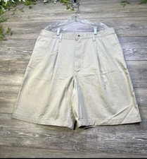 Vintage Wrangler Shorts Size 36-38 Men  s Pleated Timber Creek Beige Shorts