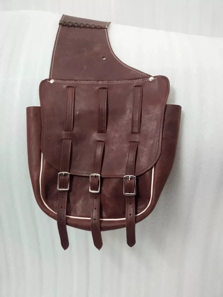 Braune Westernsatteltasche aus Leder mit 3 Riemen & weißen Zippen für Pferd. - Bild 2 von 4