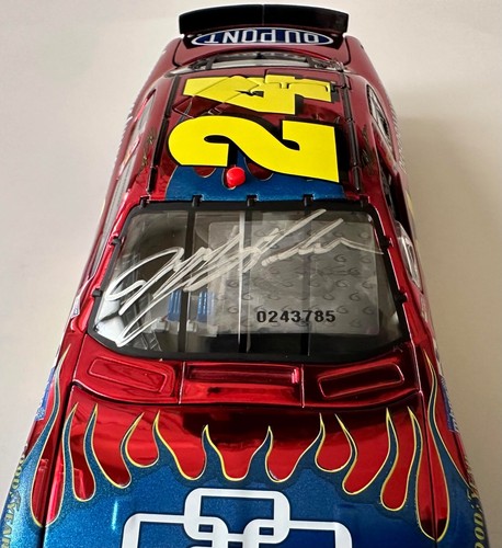 Race Fans Signed 2005 Jeff Gordon #24 Performance Alliance 1:24 Die Cast - New!! - Picture 3 of 15