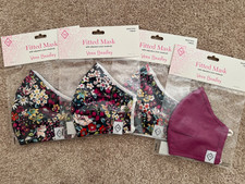 4 - VERA BRADLEY FITTED MASKS w/ADJUSTERS, 1 / AMORE FUCHSIA, 3 / ITSY DITSY