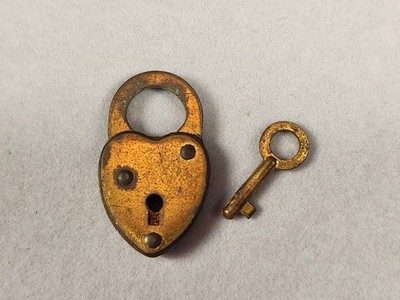 Tiny vintage heart shaped padlock and skeleton key-WORKS