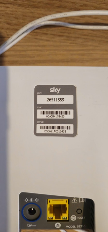 Sky Q Wireless Booster Box SE210 WiFi Ethernet Port | eBay UK