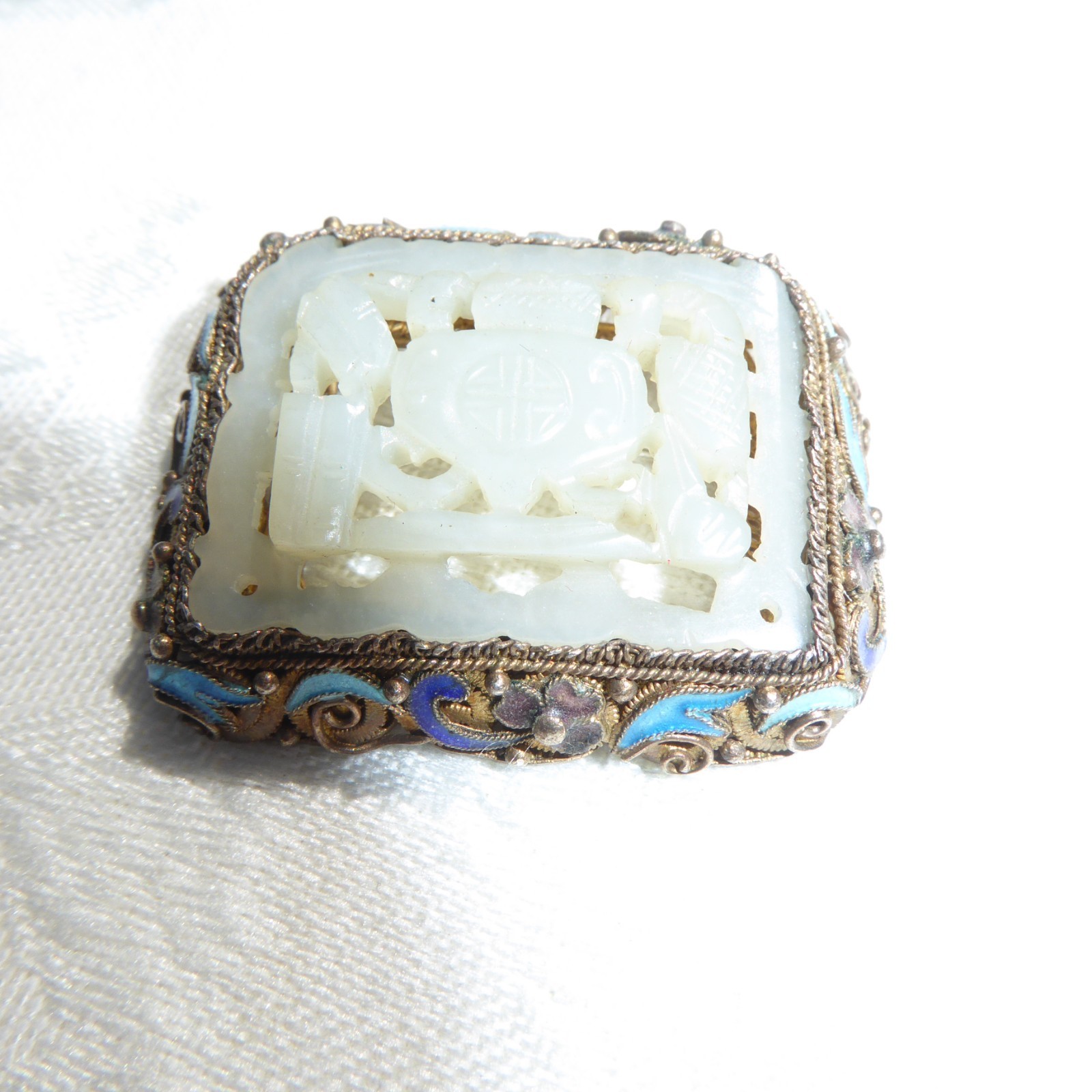 Amazing Vintage Chinese Export Silver Carved Jade Enamel Brooch Great Detail