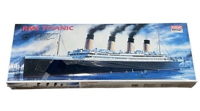 RMS TITANIC Academy Minicraft Model Kit 1/350th #1405  NEW Old Stock