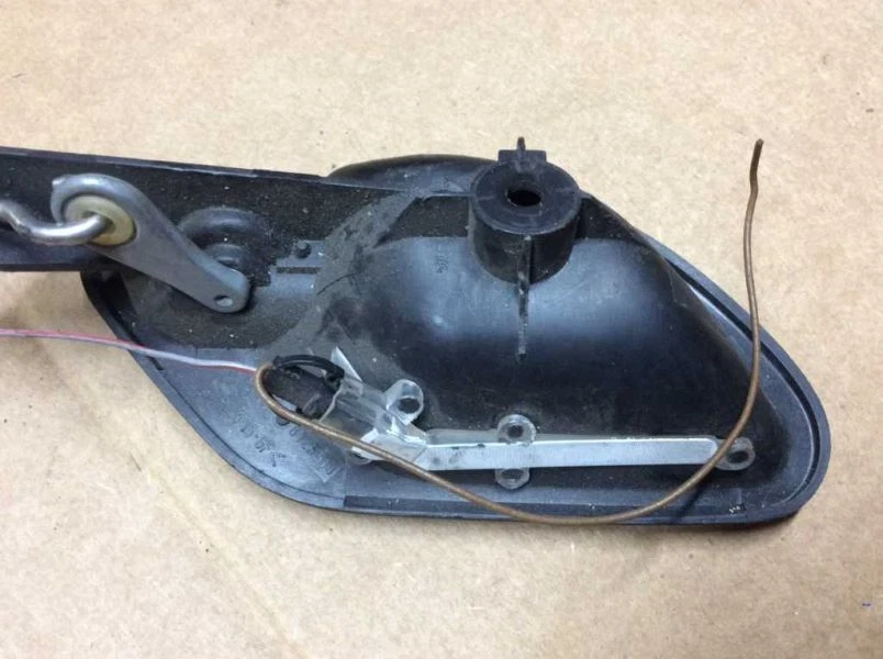 Left Driver Rear Door Latch W/ Interior Handle Fit 97 98 99 00 01 02 03 BMW 740I - Image 3 of 4