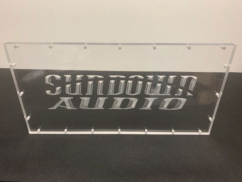 Plexiglás Sound Authority - Ventana acrílica grabada de 3/4" X 20 X 10" para subcaja - Imagen 16 de 21