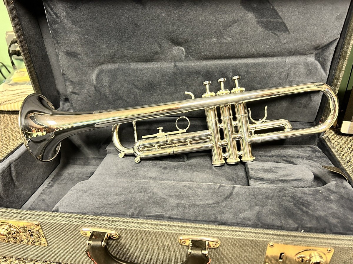Getzen 900s Eterna Classic B♭ トランペット Getzen 900s Eterna Classic Series BB Trumpet for sale online
