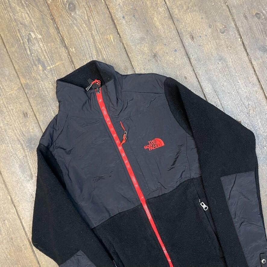 The North Face Fleece Womens Y2K Full-Zip Vintage Denali Jacket, Black, Small image 3