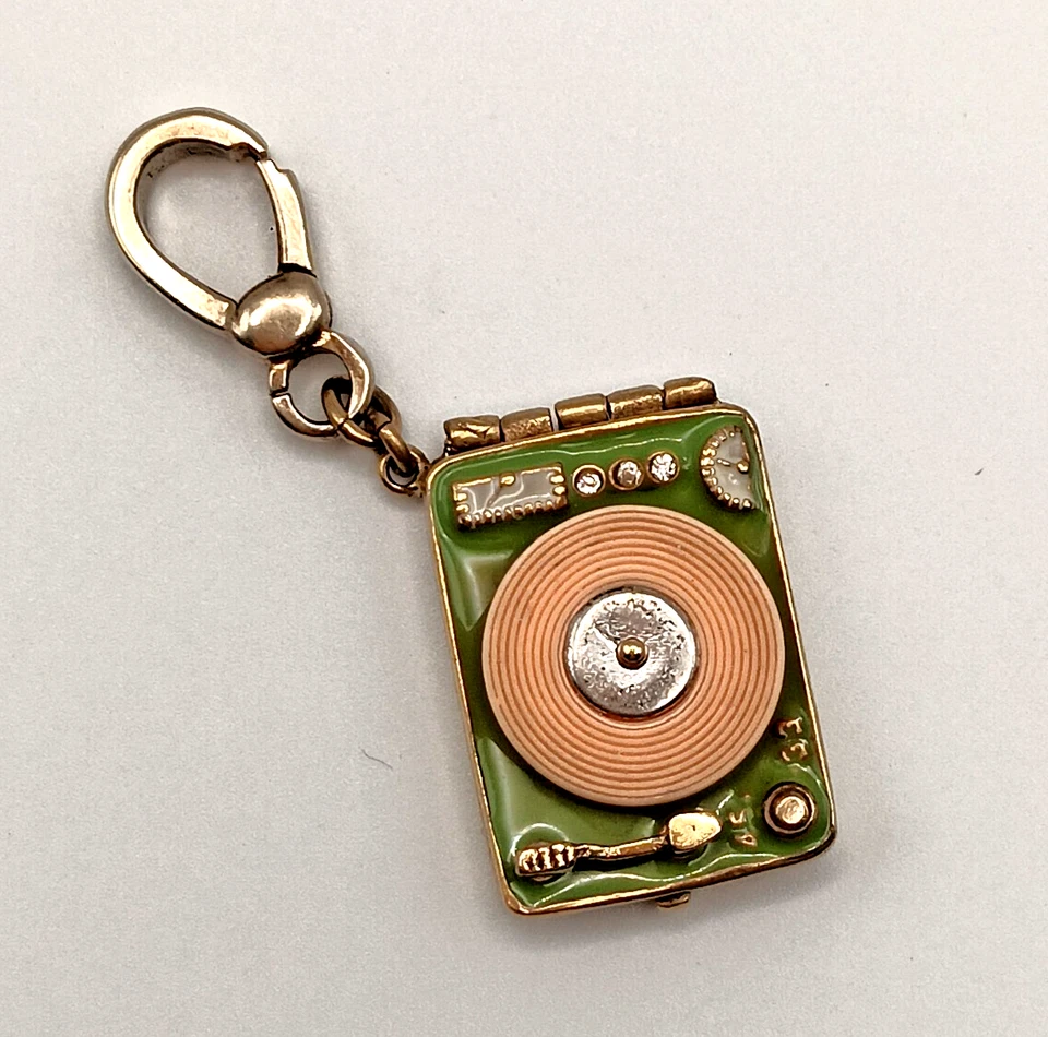 RARE Juicy Couture Record Player Charm Green Gold Vintage 2005 VHTF - Image 2 of 4