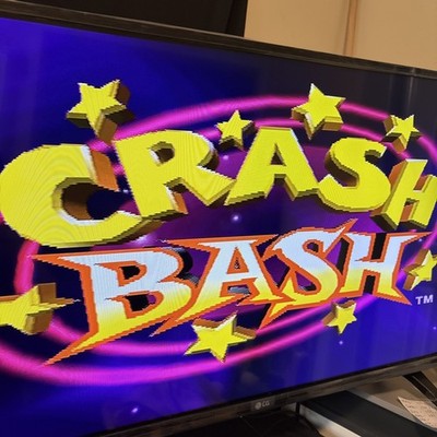 Crash Bash - PS1 (Sony PlayStation 1, 2000) DISC ONLY Black Label - TESTED PLAYS