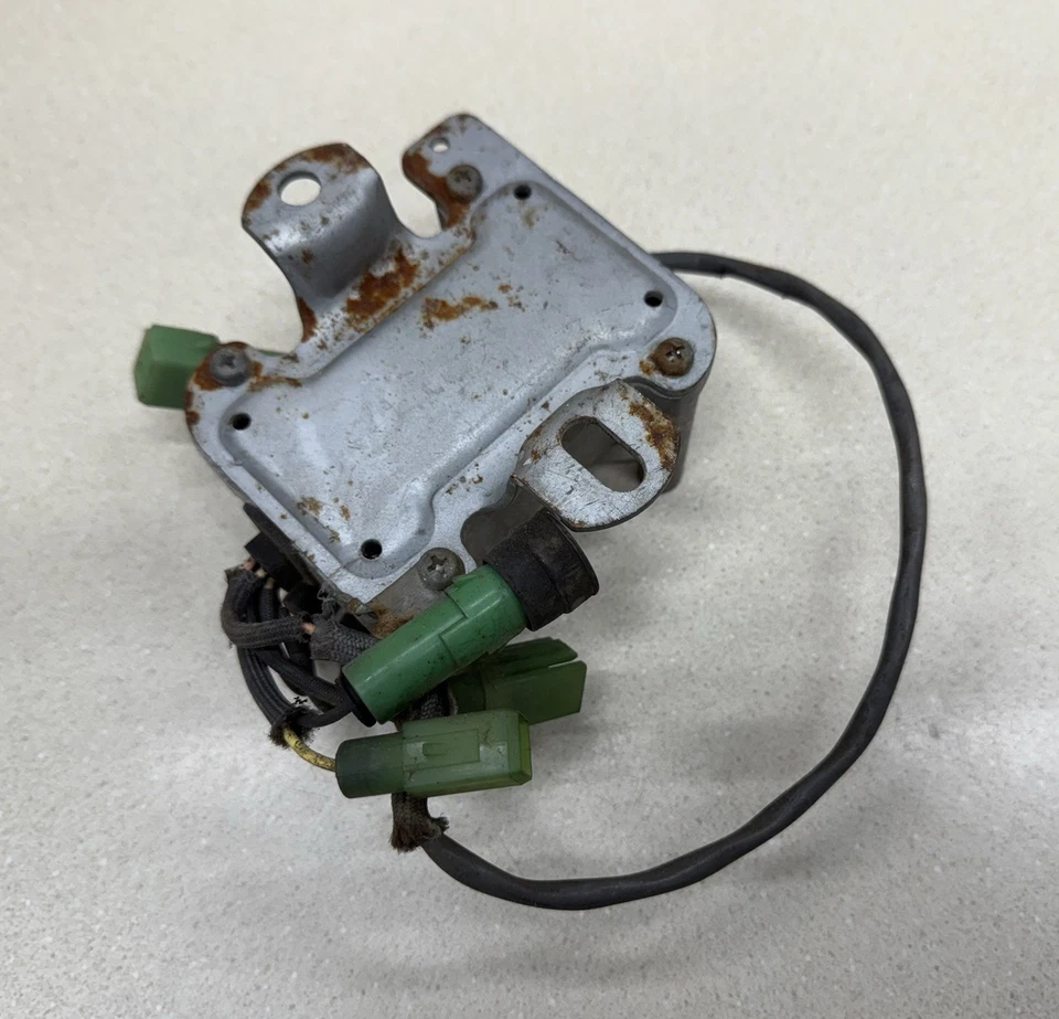 1981 Toyota Corolla 1.8 Igniter DENSO 89620-12200 *TESTED* - Image 2 of 4