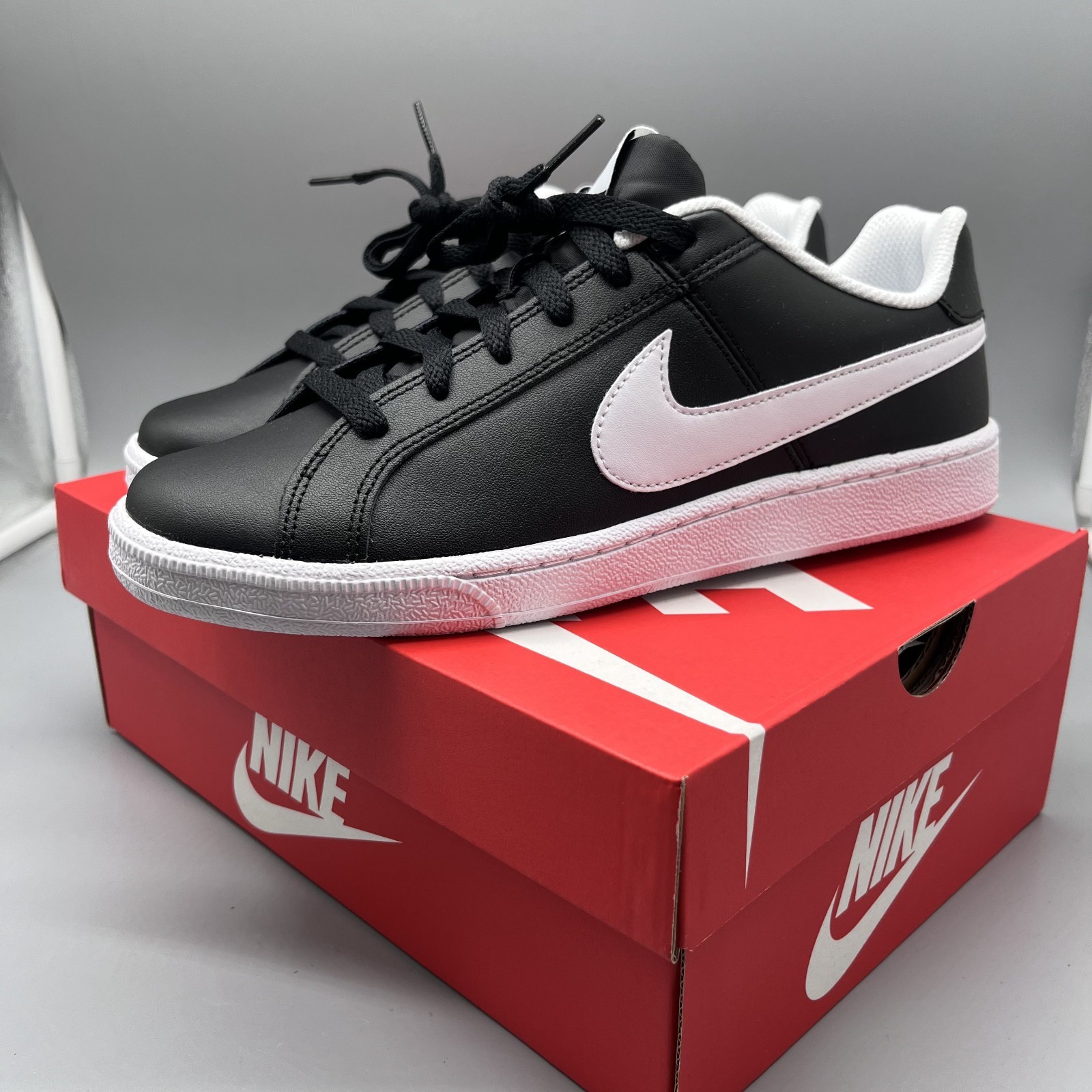 Nike Court Royale Men’s Sizes - Black White Sneakers 749747-010 Panda