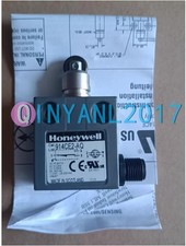 1PCS New Honeywell Limit switch 914CE2-AQ