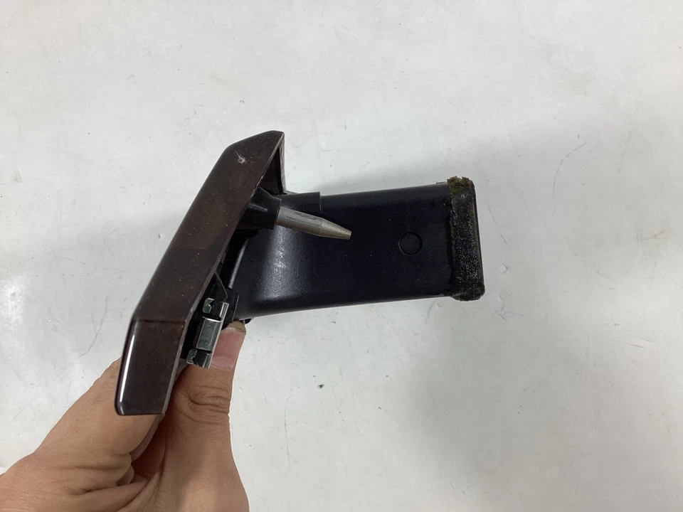 BMW 328i xDrive 2009-2011 tablero izquierdo del lado del conductor calefacción aire acondicionado ventilación 6985538 OEM. Foto 4 de 4