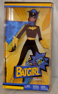 2004 DC COMICS BATGIRL BARBIE DOLL W/ BATGIRL KEYCHAIN NRFB RED