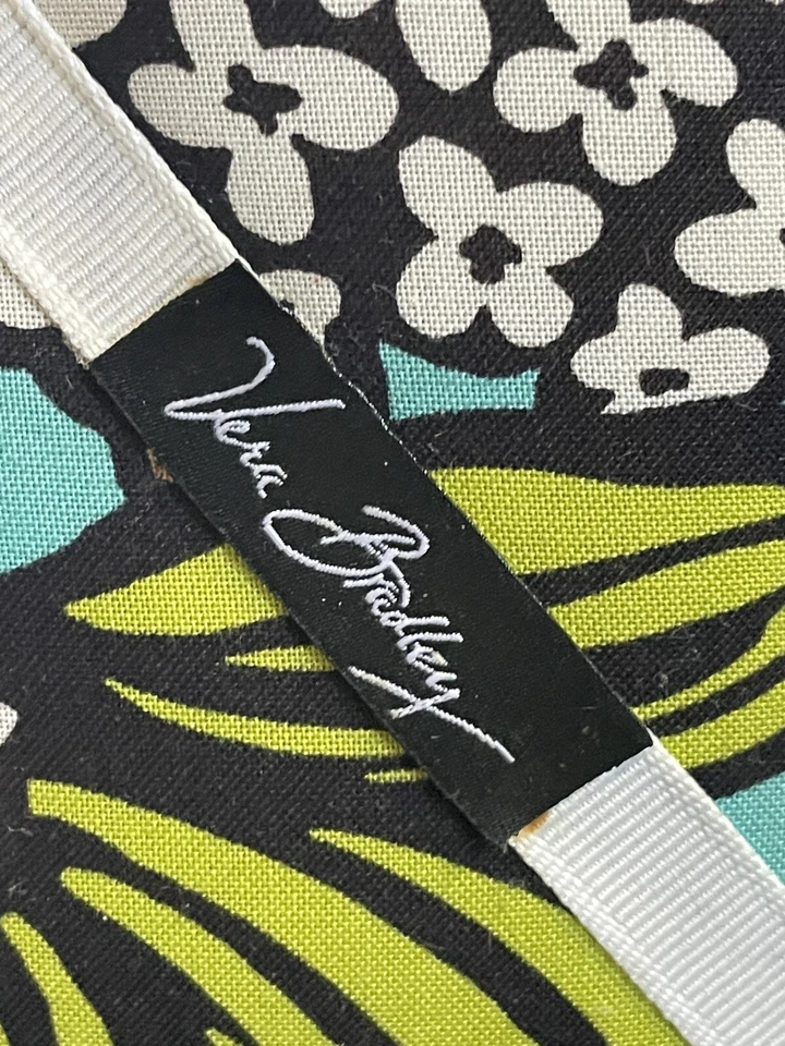 Vera Bradley Island Blooms Ribbon Memory Photo Bulletin Board 19”x24” - Image 2 of 2