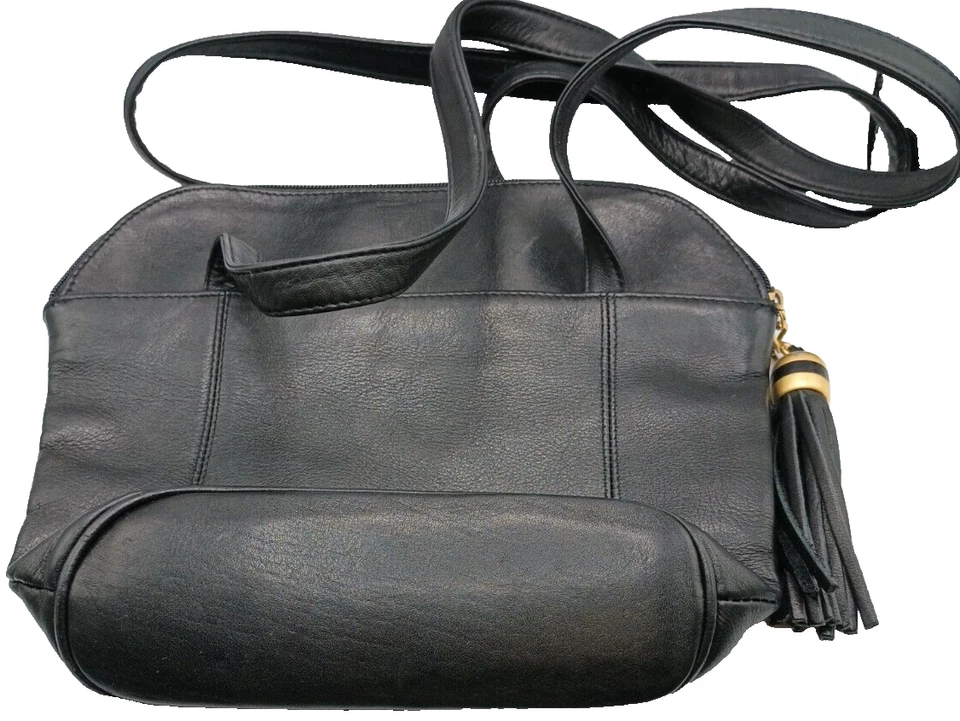 Bolso de Sillín Vintage Tignanello Negro Doble Asa Cuero Borla Cierre de Cremallera Foto 2 de 4