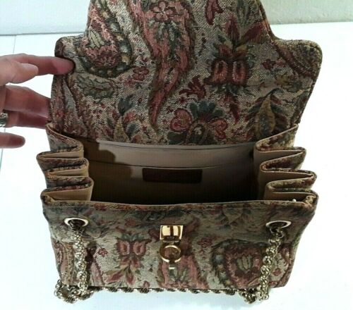 VINTAGE REGENCY TAPESTRY PAISLEY ACCORDIAN HAND BAG PURSE with CHAIN STRAP - Picture 3 of 12
