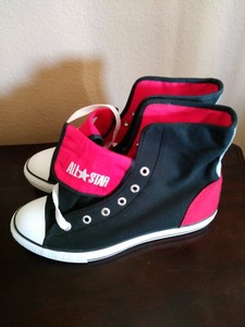 red high top converse junior