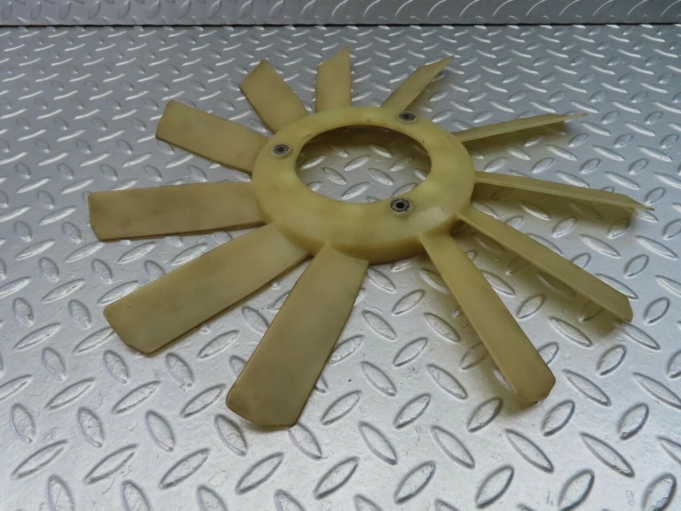 Ventilador de refrigeración del motor cupé Mercedes-Benz C123 280CE 1102050106 Foto 4 de 4