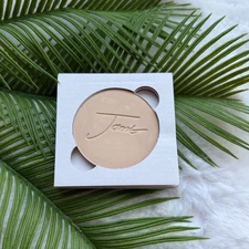 NIB Jane Iredale PurePressed Base Mineral Foundation Refill- Warm Sienna
