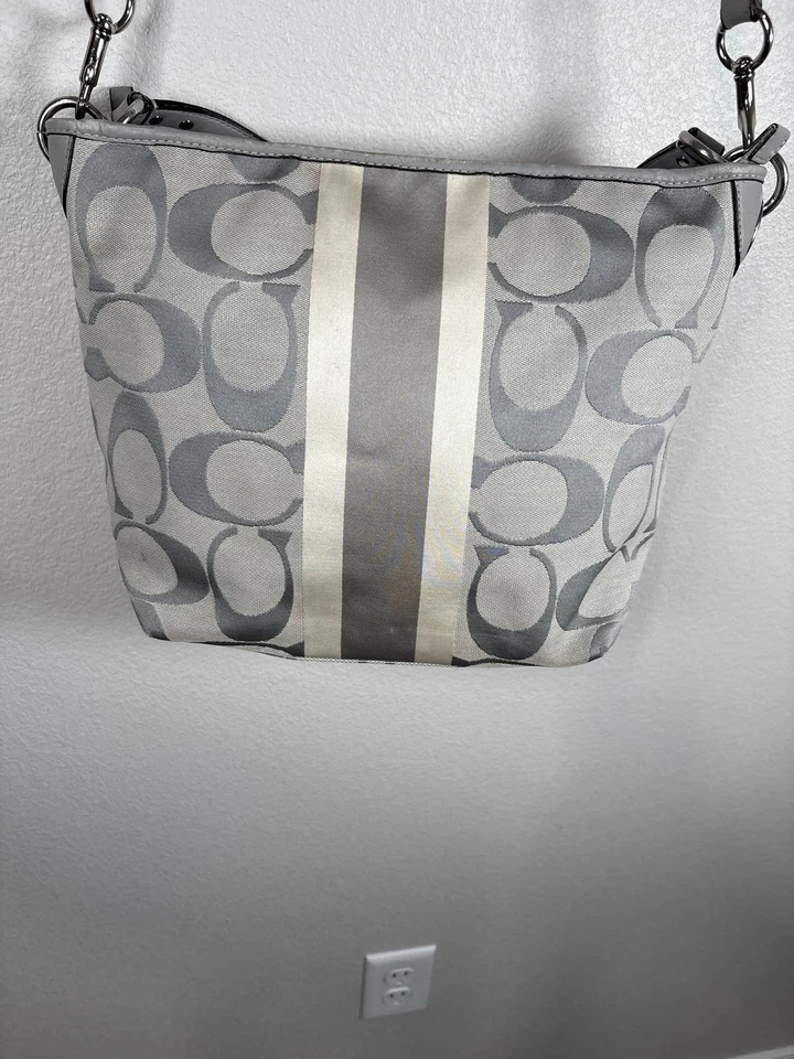 COACH Hamptons Weekend Signature Stripe Shoulder Tote Bag Gray White - Image 4 of 4