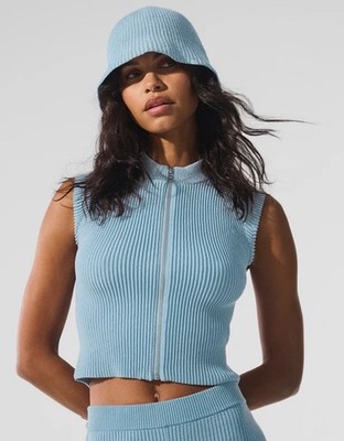alo Vネックブラトップ Celestial Blue NWT ALO Denim Knit Sleeveless Full Zip Top size medium celestial
