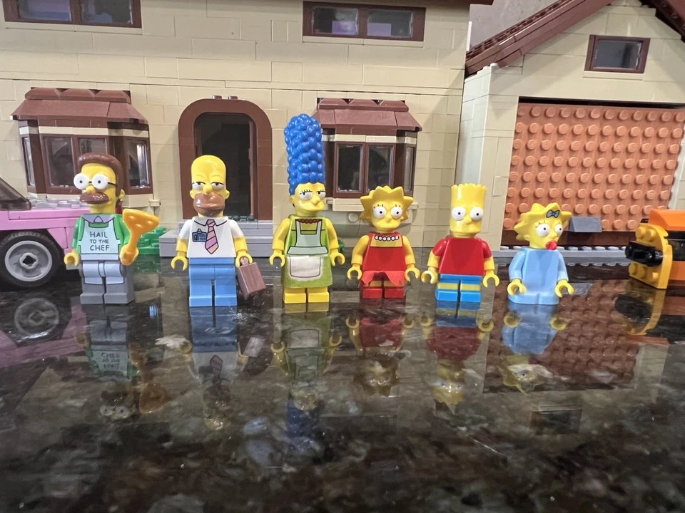 LEGO La Casa de Los Simpson (71006) 98% Completo con Instrucciones Foto 2 de 4
